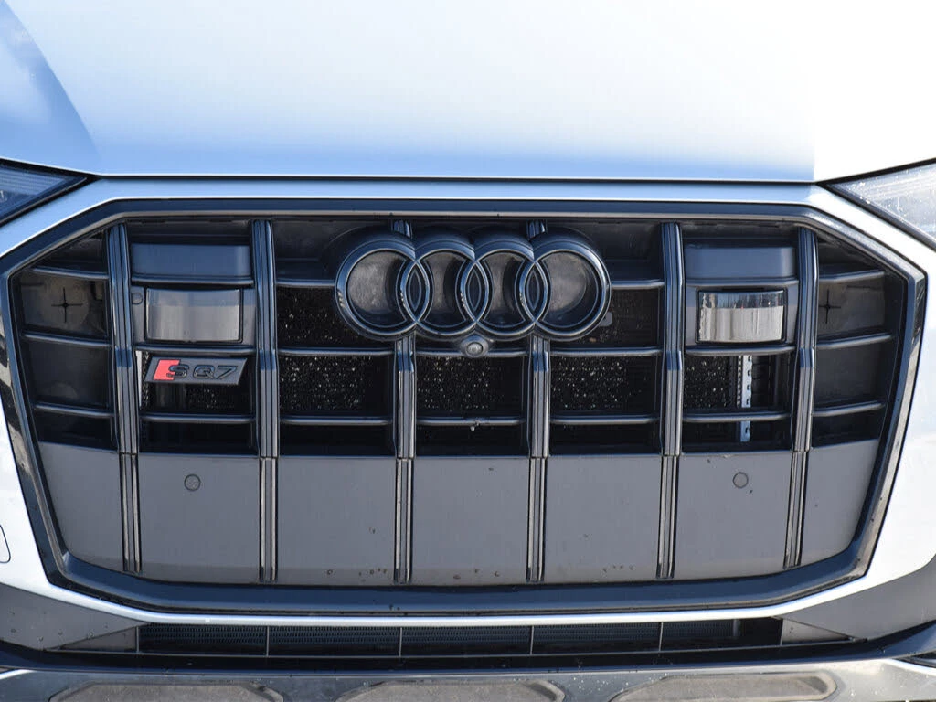 Audi SQ7 TECHNIK 4.0 V8| MATRIX| DISTRONIC| 360| PANO| B&O|, снимка 6 - Автомобили и джипове - 55433305