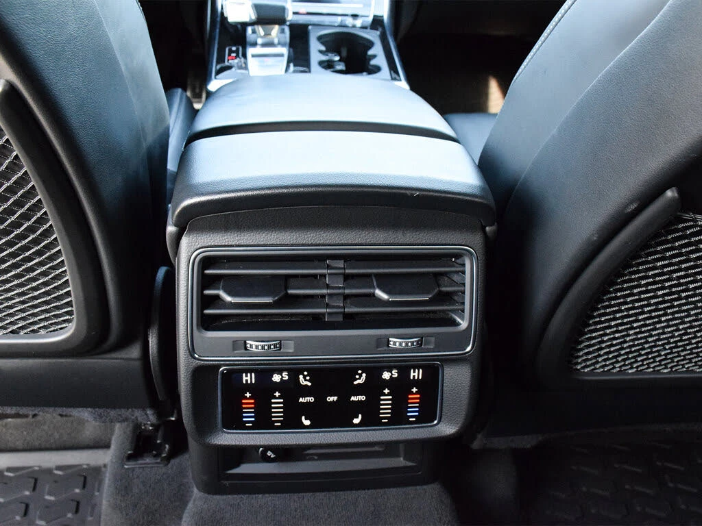 Audi SQ7 TECHNIK 4.0 V8| MATRIX| DISTRONIC| 360| PANO| B&O|, снимка 15 - Автомобили и джипове - 55433305