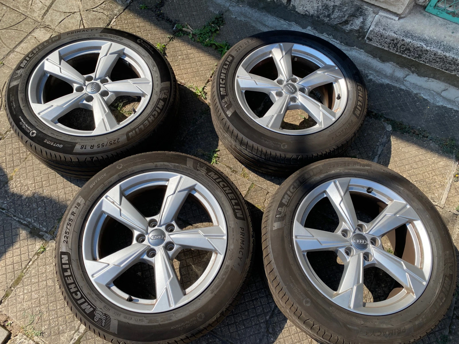    225/55R18  Audi | Mobile.bg   9