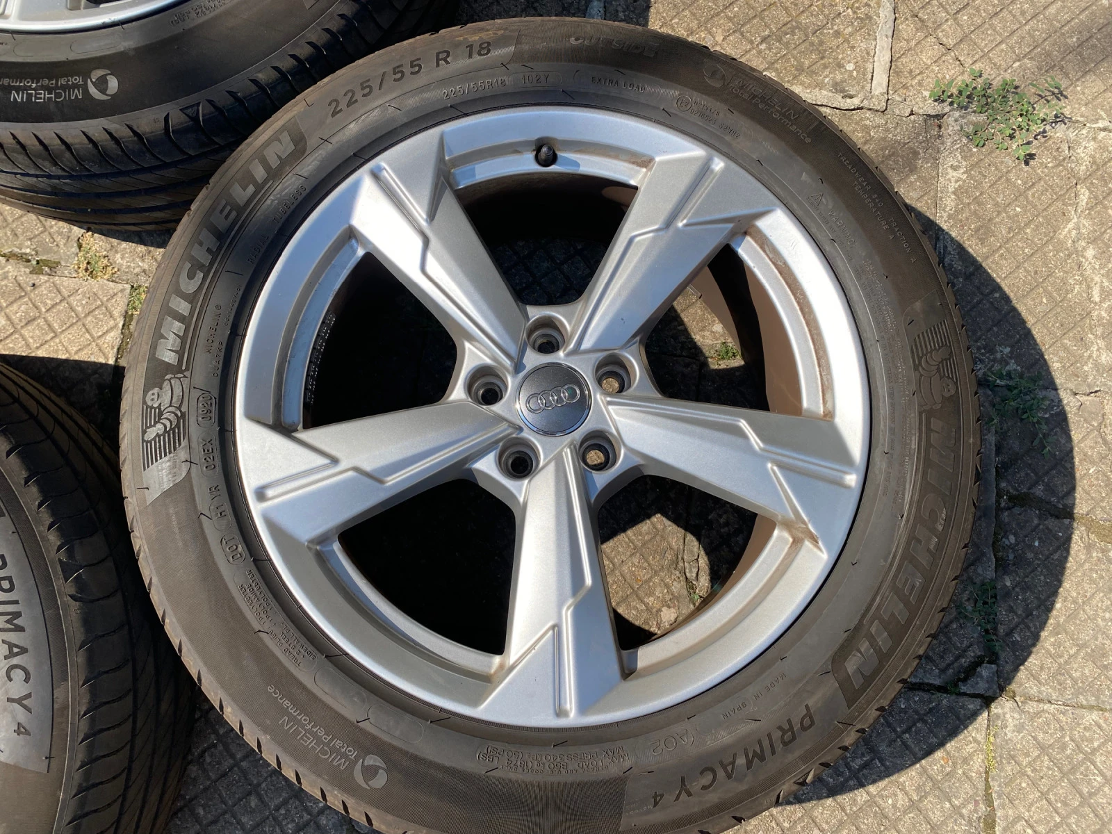    225/55R18  Audi | Mobile.bg   12