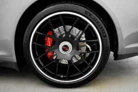 Porsche 911 Carrera 4 GTS, снимка 9