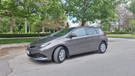 Toyota Auris, снимка 2