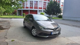 Toyota Auris, снимка 6