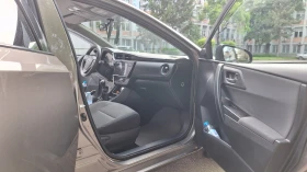 Toyota Auris, снимка 11