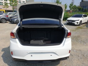 Hyundai Sonata LPG, 1г гаранция, сервизна история и гарантирани к, снимка 8 - Автомобили и джипове - 41826109