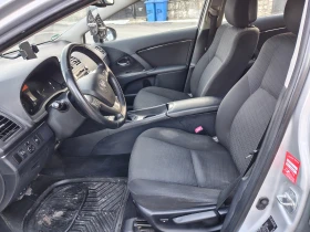 Toyota Avensis 2.2D 150ps EURO5B oбслужен, снимка 5 - Автомобили и джипове - 53681865