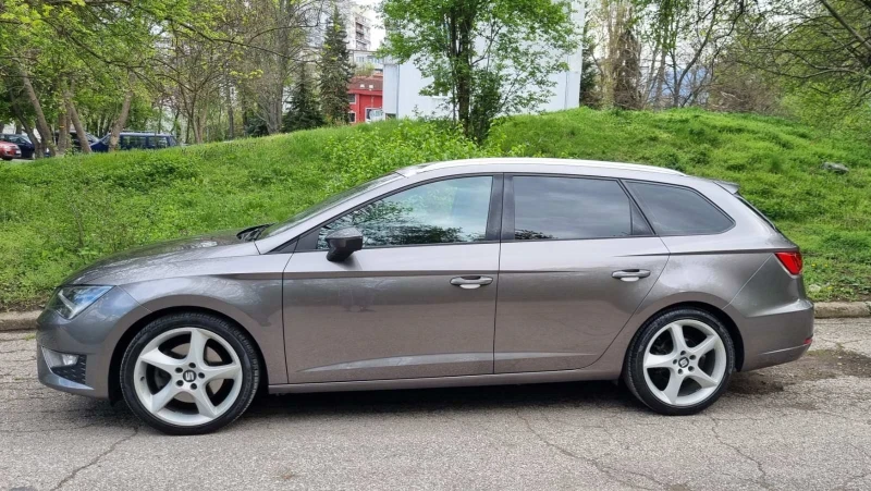 Seat Leon Seat Leon FR 2.0 tdi DSG Подгрев, снимка 7 - Автомобили и джипове - 47678185