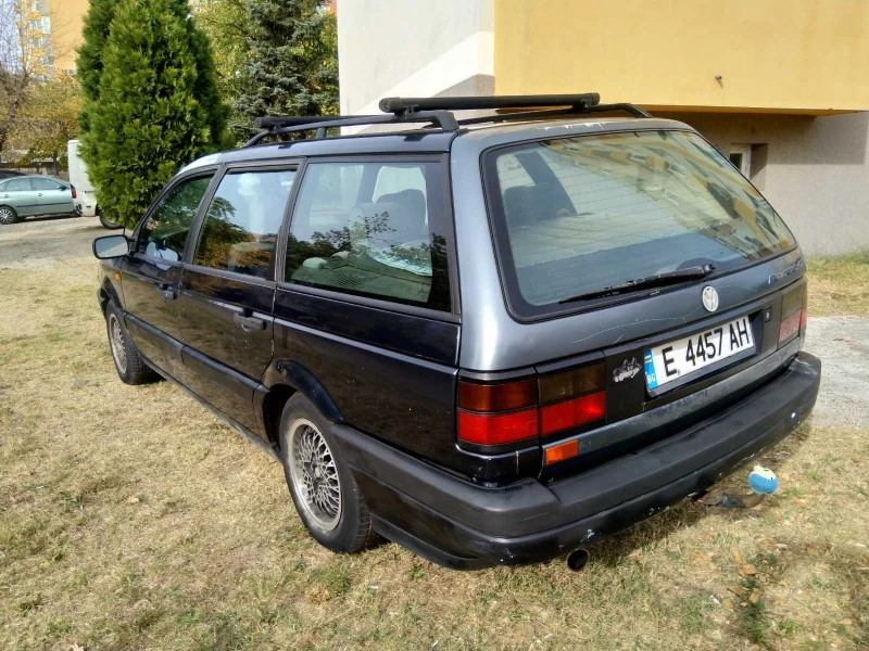 VW Passat, снимка 2 - Автомобили и джипове - 47735102