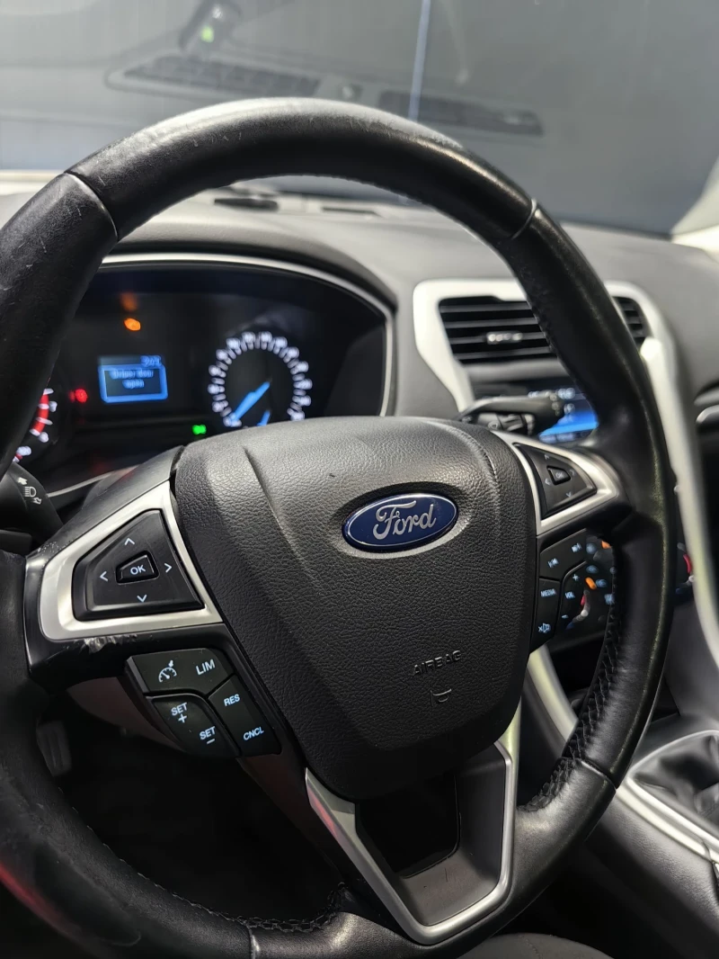 Ford Mondeo 1.5 ECOBOOST/ ГАЗ-БЕНЗИН/ЛИЗИНГ/ОБСЛ/РЕГ/142000км, снимка 8 - Автомобили и джипове - 50952680