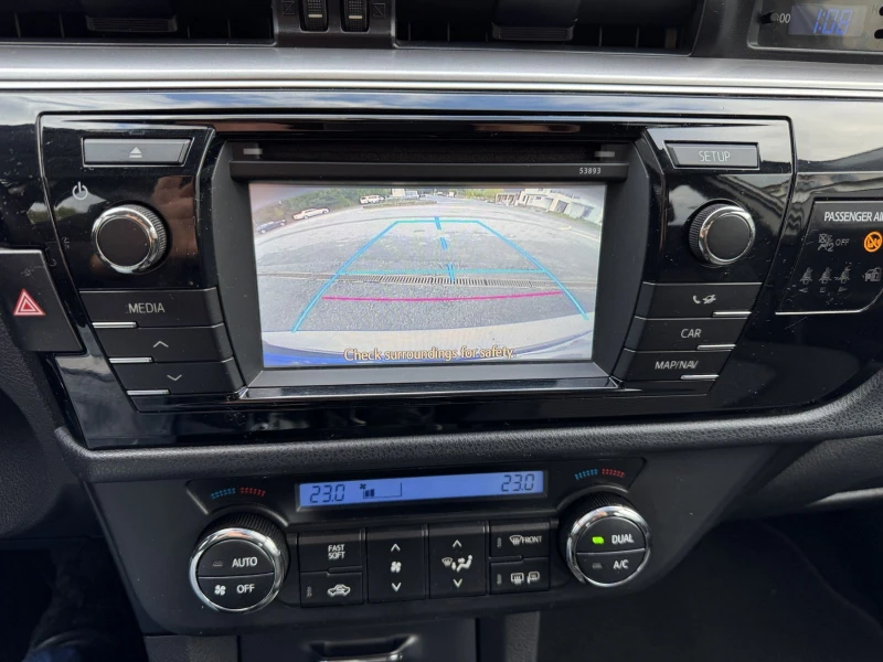 Toyota Corolla 1.6 VALVEMATIC, снимка 14 - Автомобили и джипове - 51996822