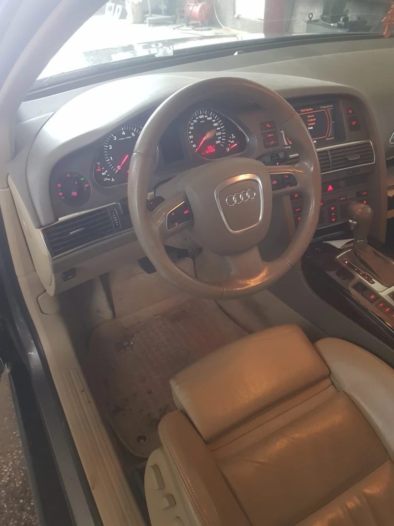 Audi A6, снимка 4 - Автомобили и джипове - 52577595