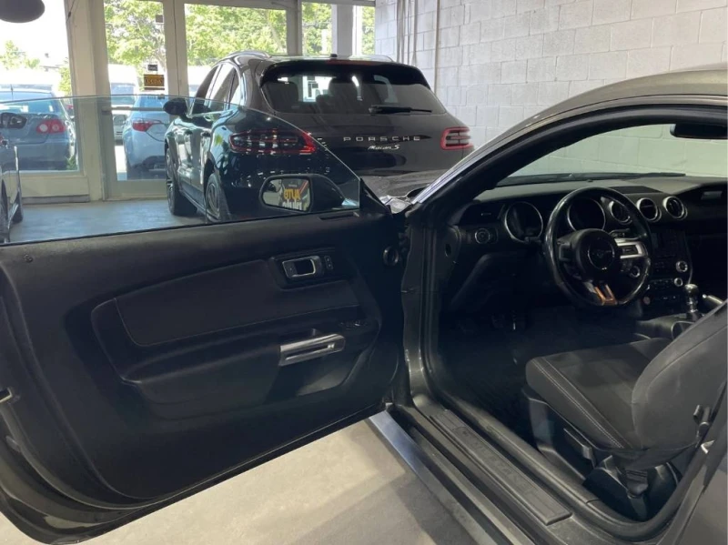 Ford Mustang EcoBoost  CARFAX, снимка 11 - Автомобили и джипове - 52645286