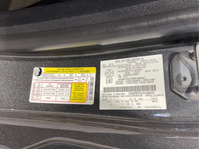 Ford Mustang EcoBoost  CARFAX, снимка 10 - Автомобили и джипове - 52645286