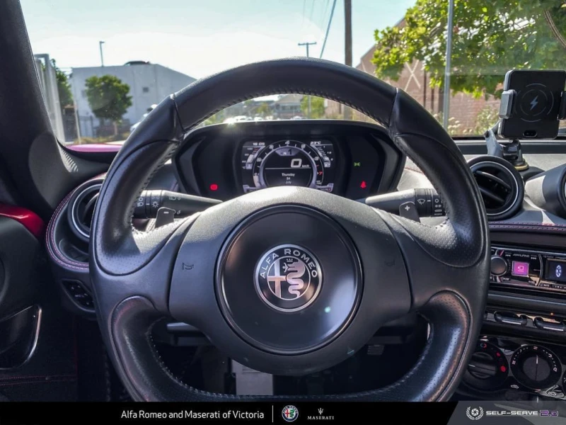 Alfa Romeo 4C * АВТОКРЕДИТИРАНЕ, снимка 9 - Автомобили и джипове - 52736899