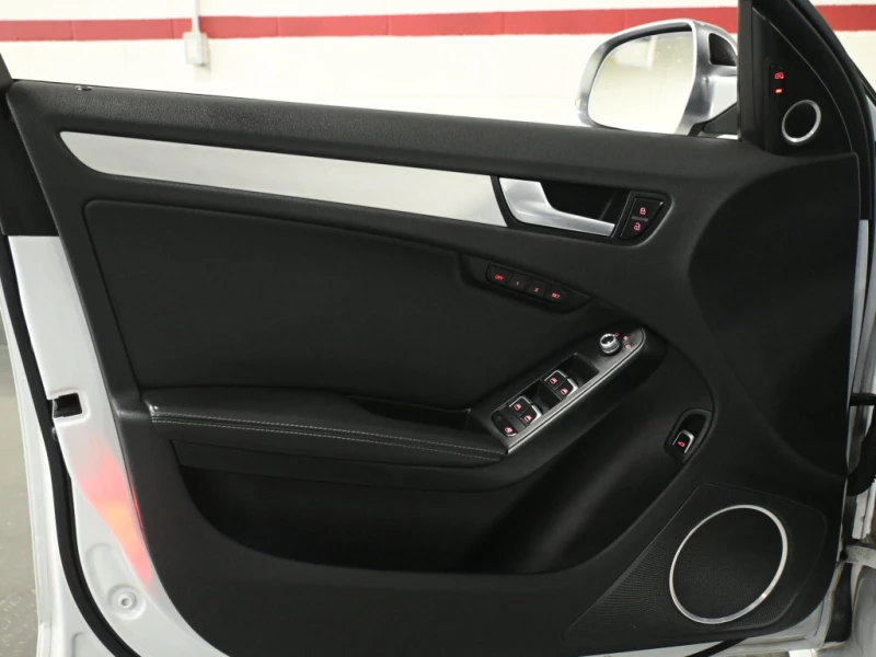 Audi S4  Technik  С РЕГИСТРАЦИЯ & АВТО КРЕДИТ, снимка 12 - Автомобили и джипове - 53257715