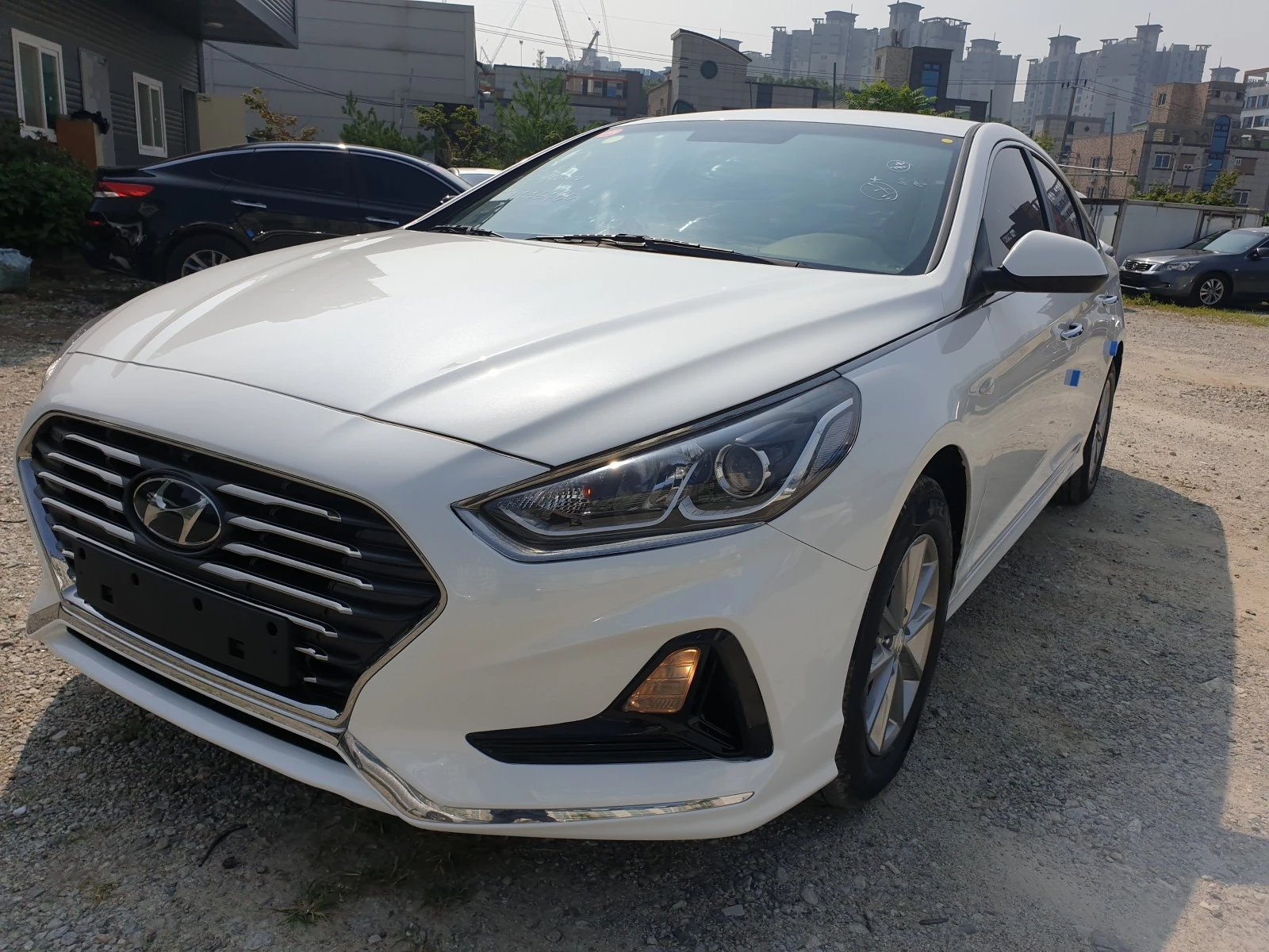 Hyundai Sonata Собствен лизинг гаранция от 6м до 2 г. Реални км - изображение 3