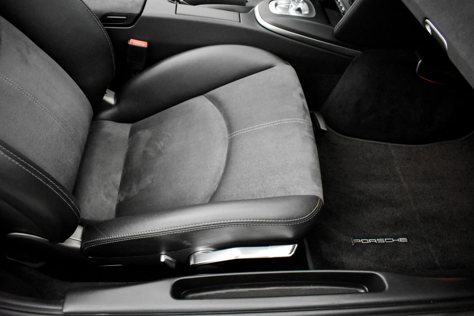 Porsche 911 Carrera 4 GTS | Mobile.bg   15