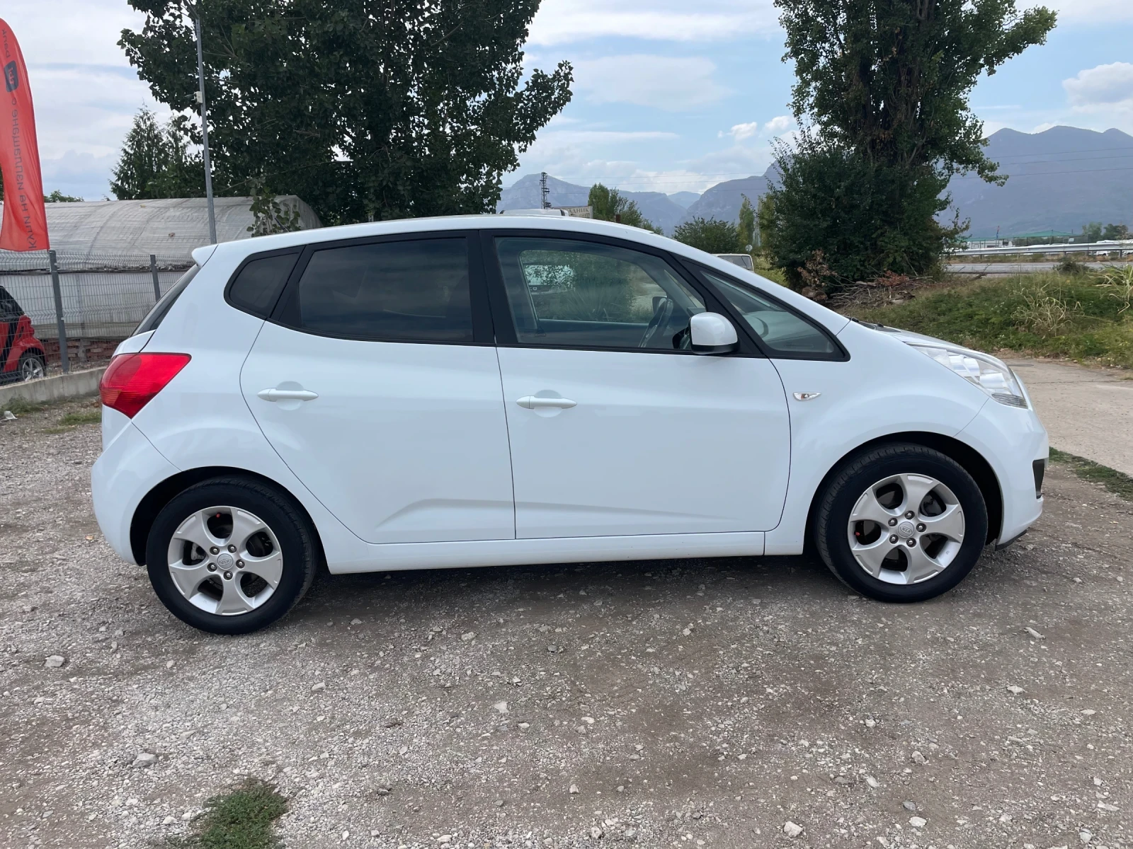 Kia Venga 1.4TDI-90-ITALIA - изображение 4