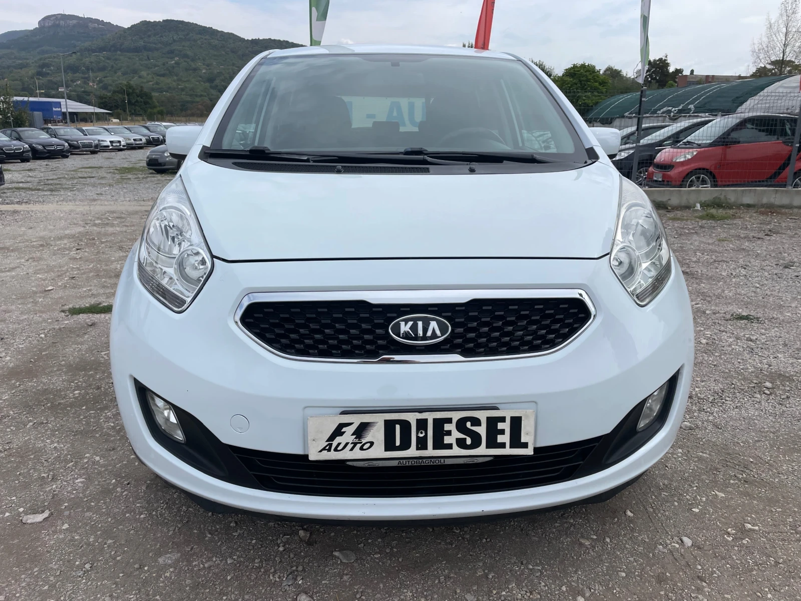 Kia Venga 1.4TDI-90-ITALIA - изображение 2