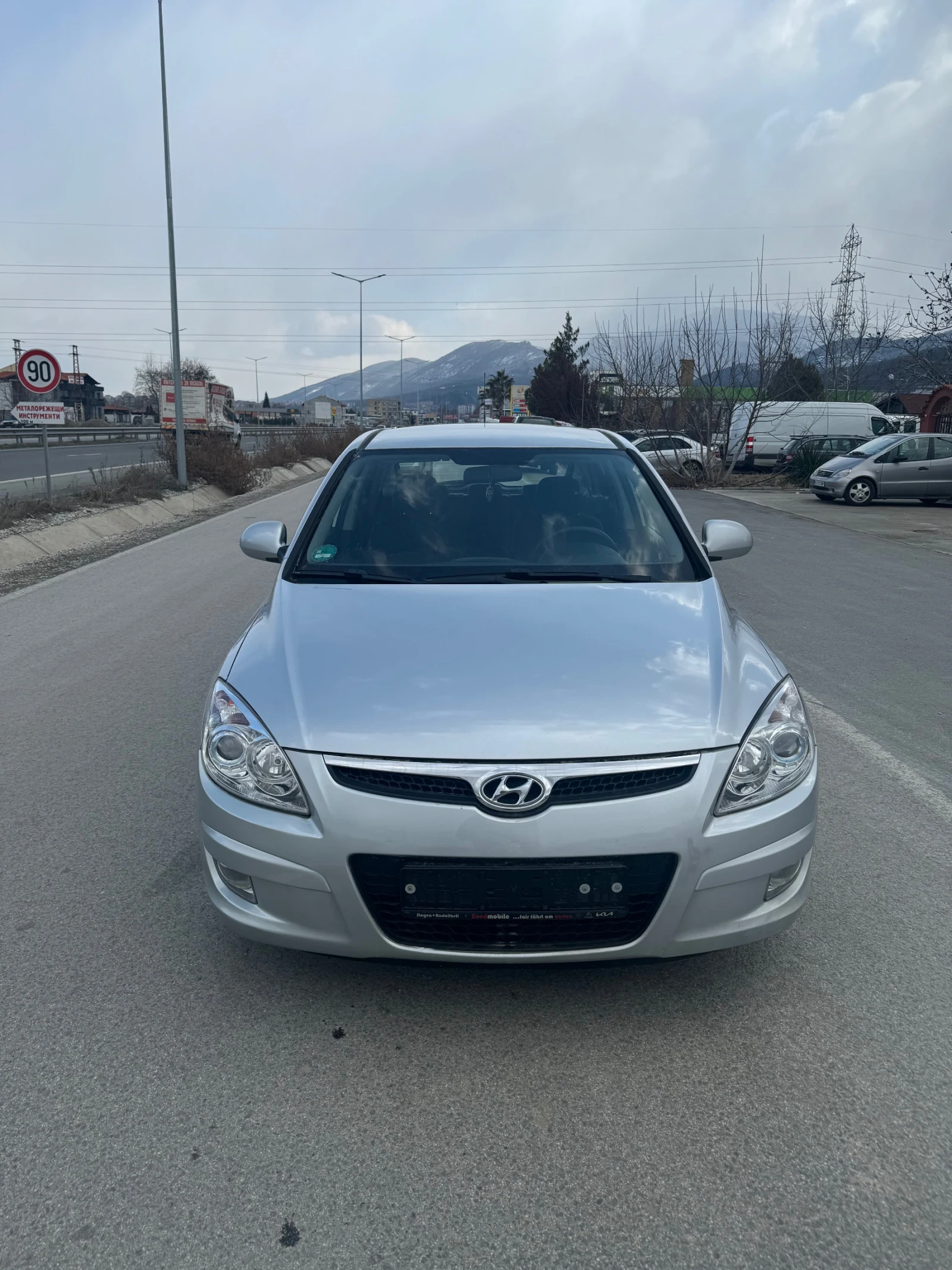 Hyundai I30 1.6 i - изображение 2