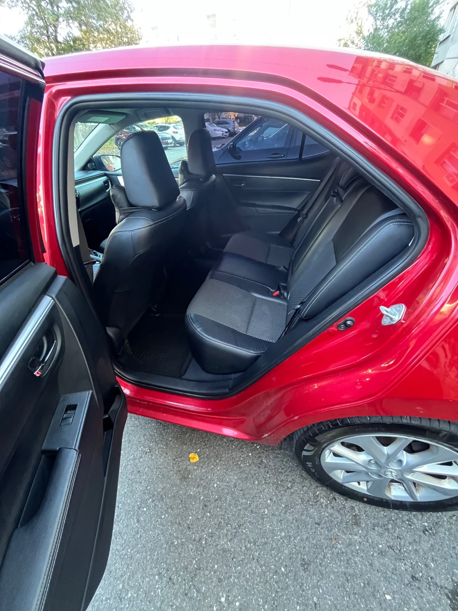 Toyota Corolla 1.6 VVti SOL Бензин с ГАЗ  - изображение 10