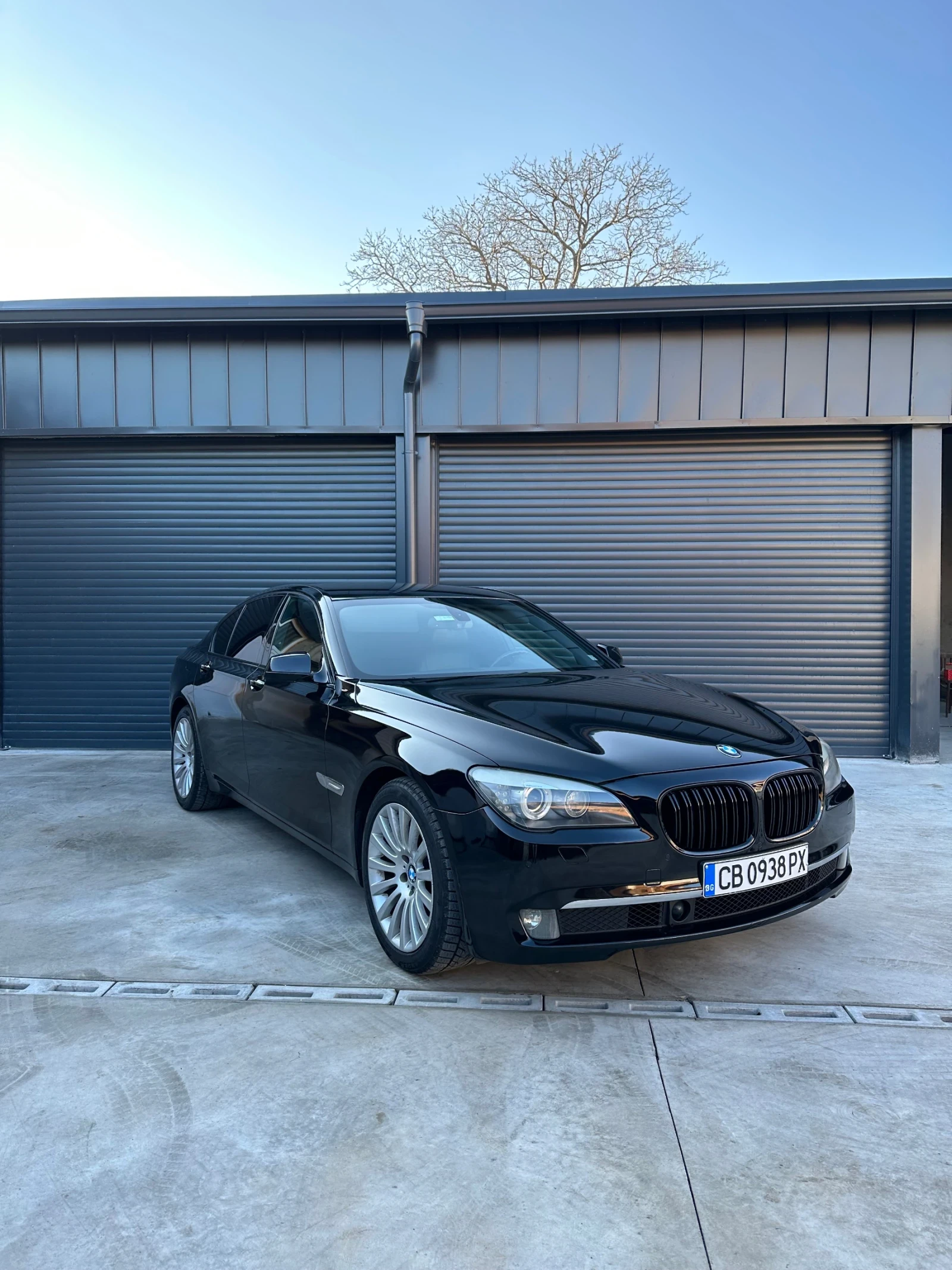 BMW 730  - изображение 2