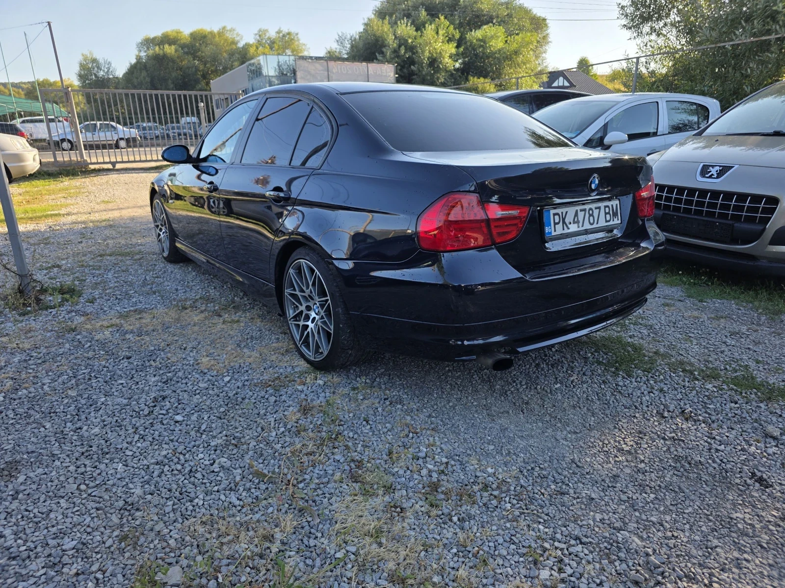 BMW 320  - изображение 5