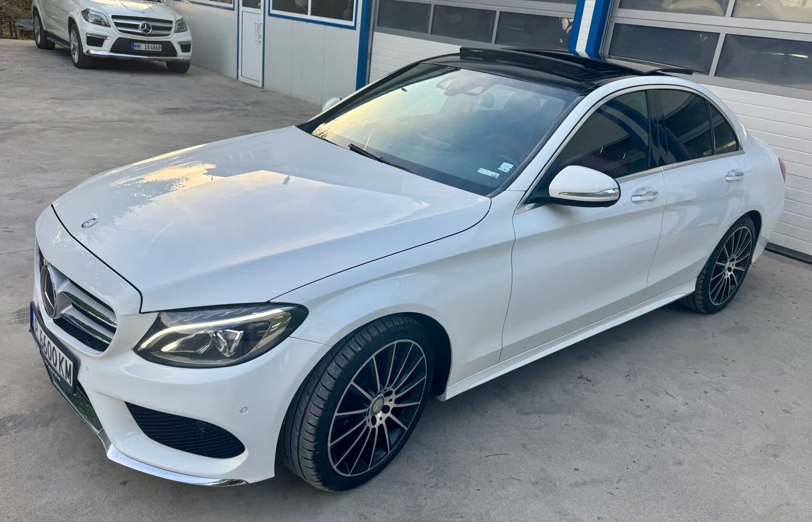 Mercedes-Benz C 400 4-Matic AMG BURM DIS PANO - изображение 6