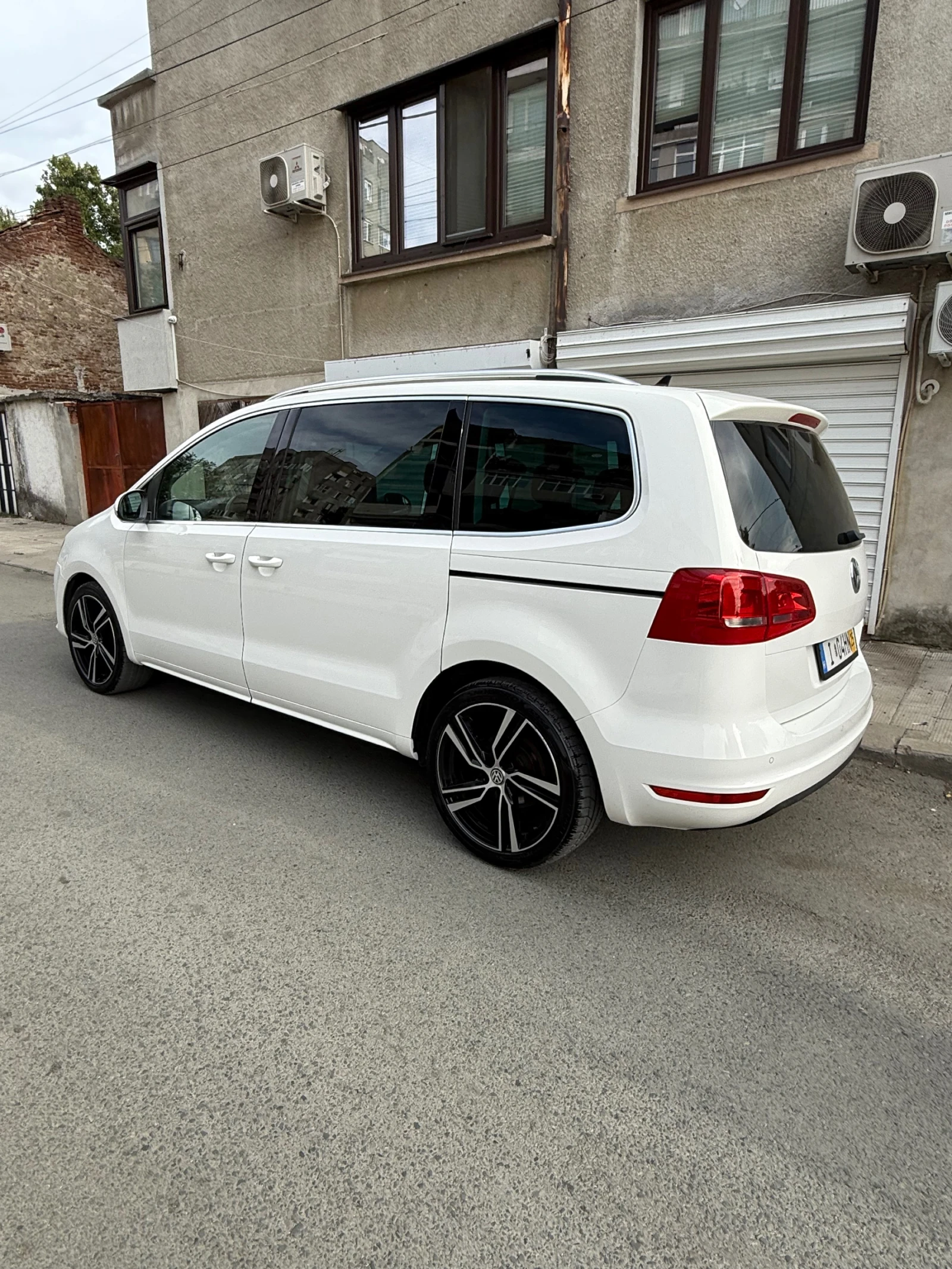 VW Sharan 2.0 - изображение 4