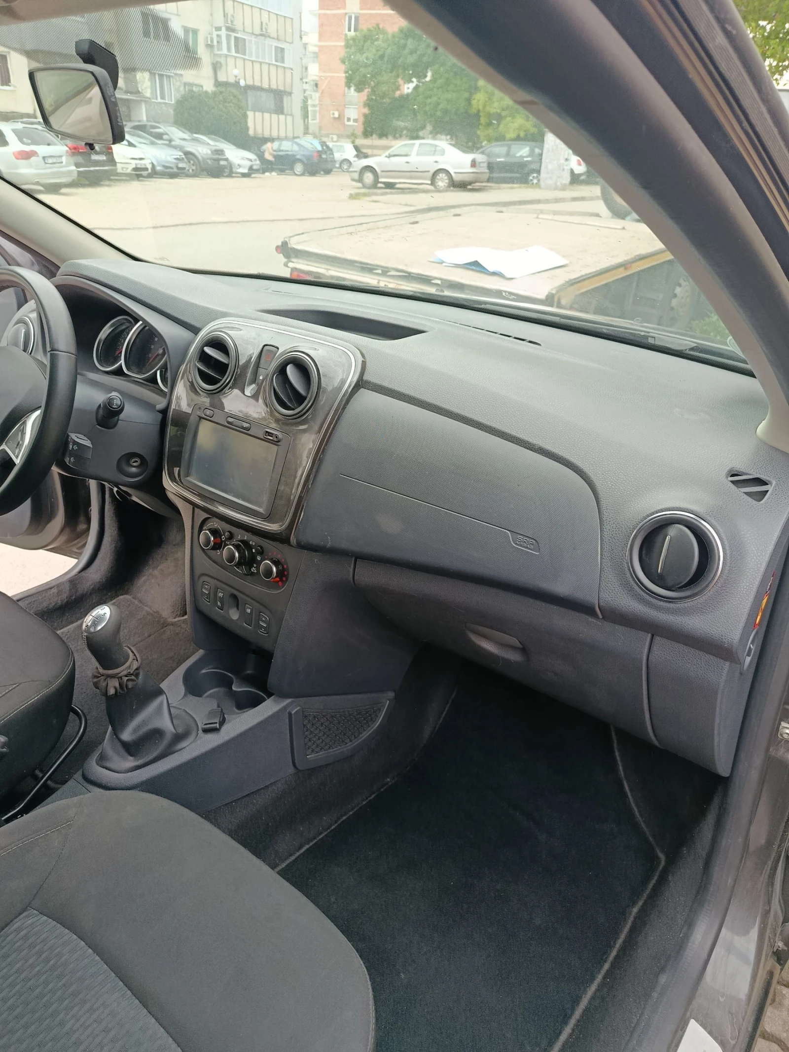 Dacia Sandero, снимка 8 - Автомобили и джипове - 54422905