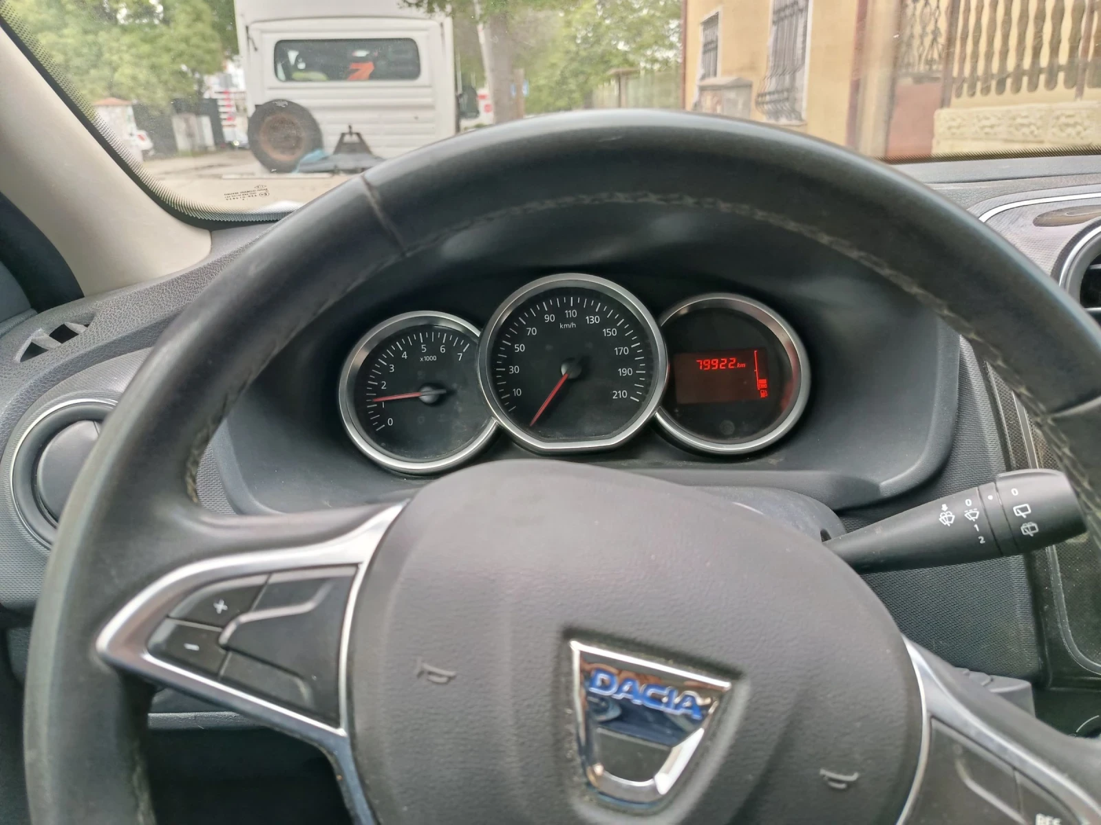 Dacia Sandero, снимка 10 - Автомобили и джипове - 54422905