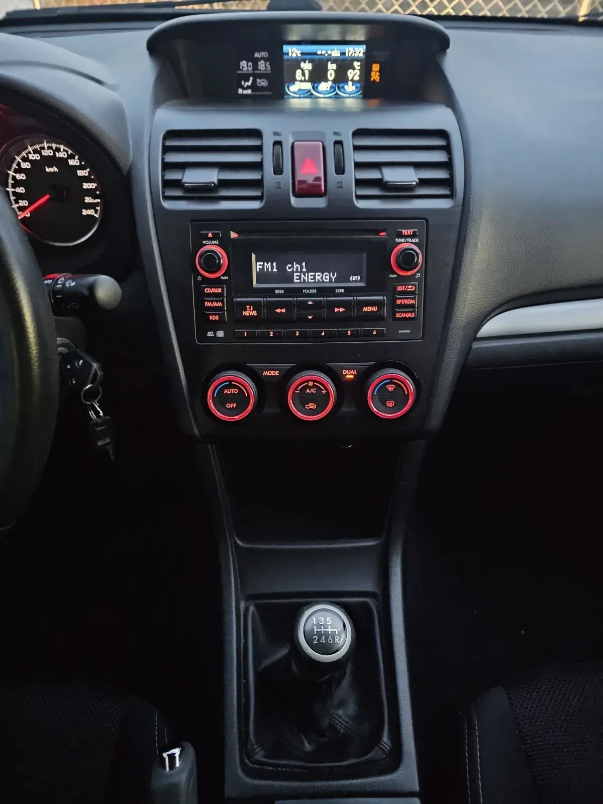 Subaru XV 2.0i /4x4/ 6   /   | Mobile.bg   10