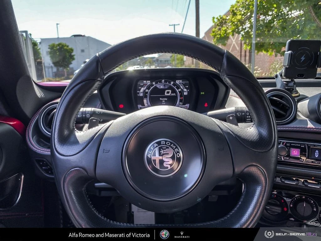 Alfa Romeo 4C * АВТОКРЕДИТИРАНЕ - изображение 9