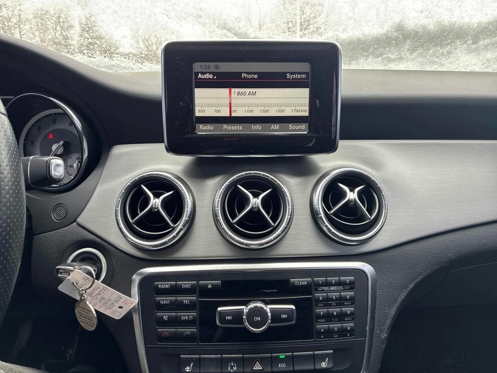 Mercedes-Benz CLA 250 * CARFAX * КАМЕРА * ПОДГРЕВ * ПАМЕТ - изображение 8