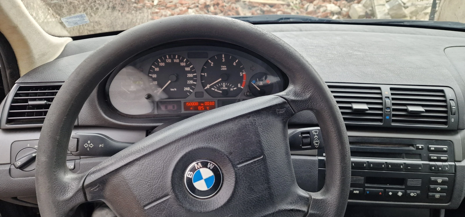 BMW 320, снимка 7 - Автомобили и джипове - 53803097