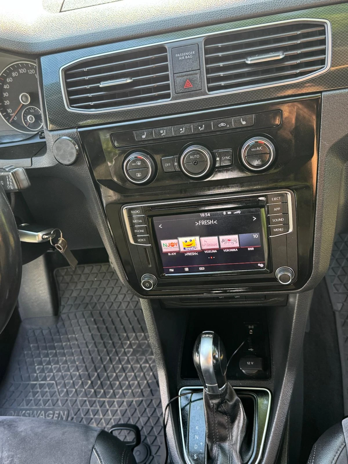 VW Caddy MAXI 4 MOTION, снимка 11 - Автомобили и джипове - 54547447
