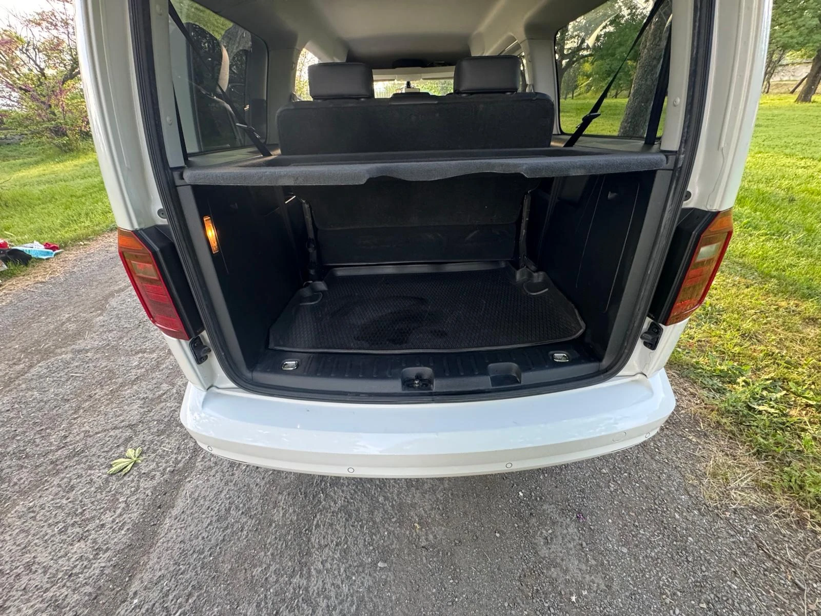 VW Caddy MAXI 4 MOTION, снимка 13 - Автомобили и джипове - 54547447