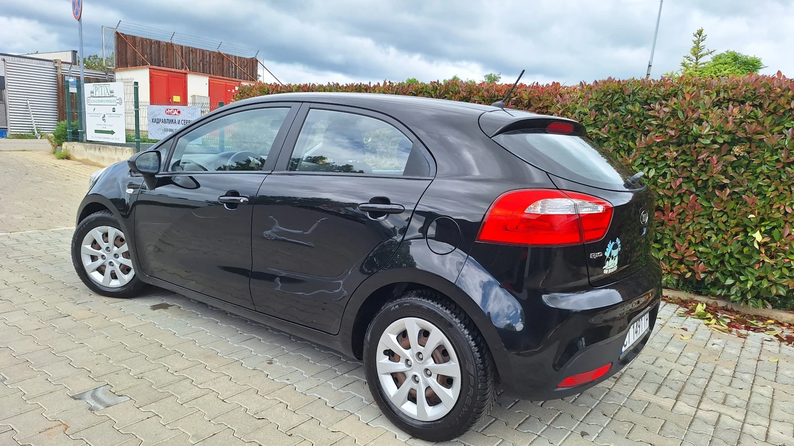 Kia Rio, снимка 5 - Автомобили и джипове - 54651350