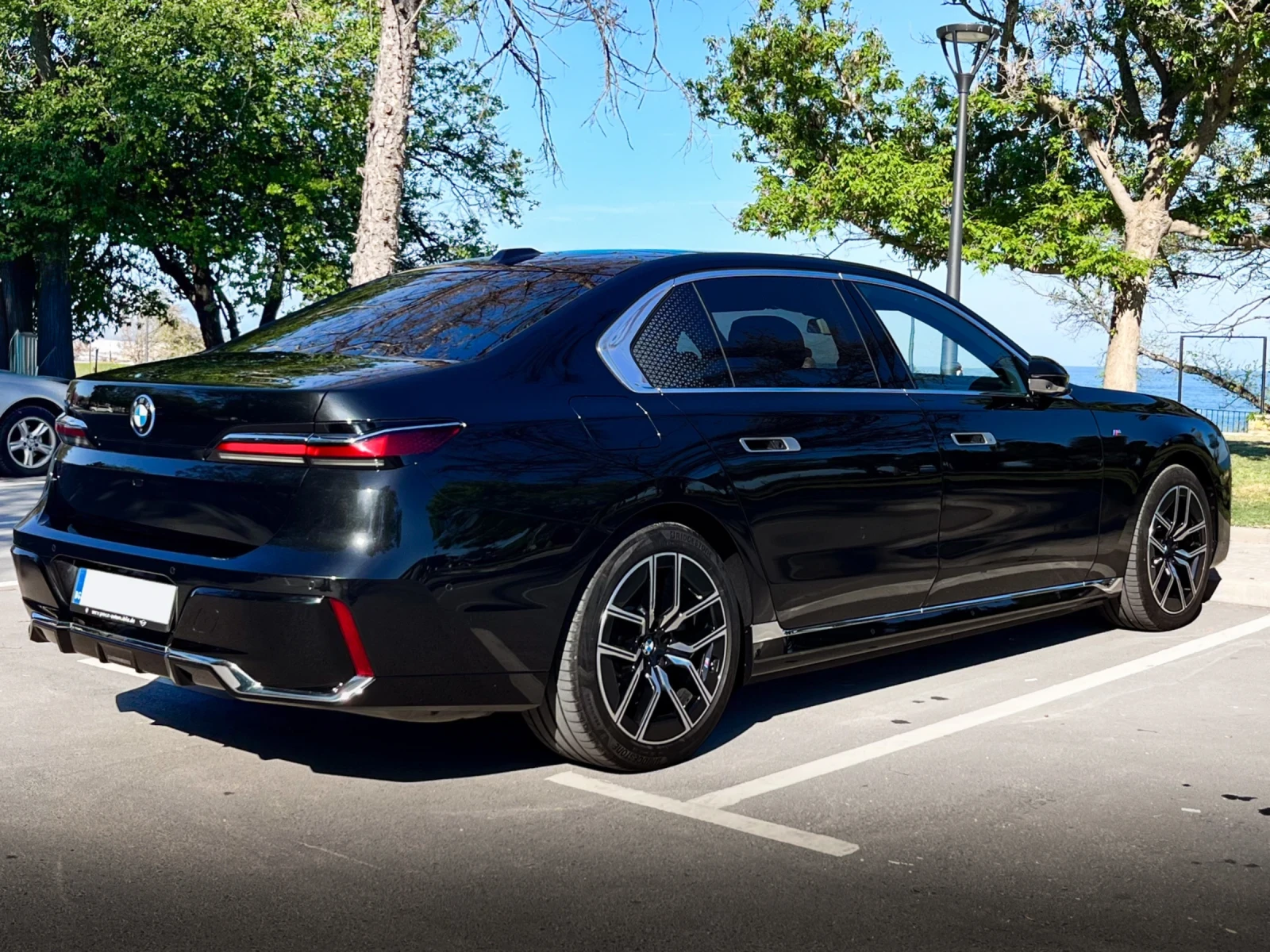 BMW i7 Xdrive 60 | Mobile.bg � ����������� 5