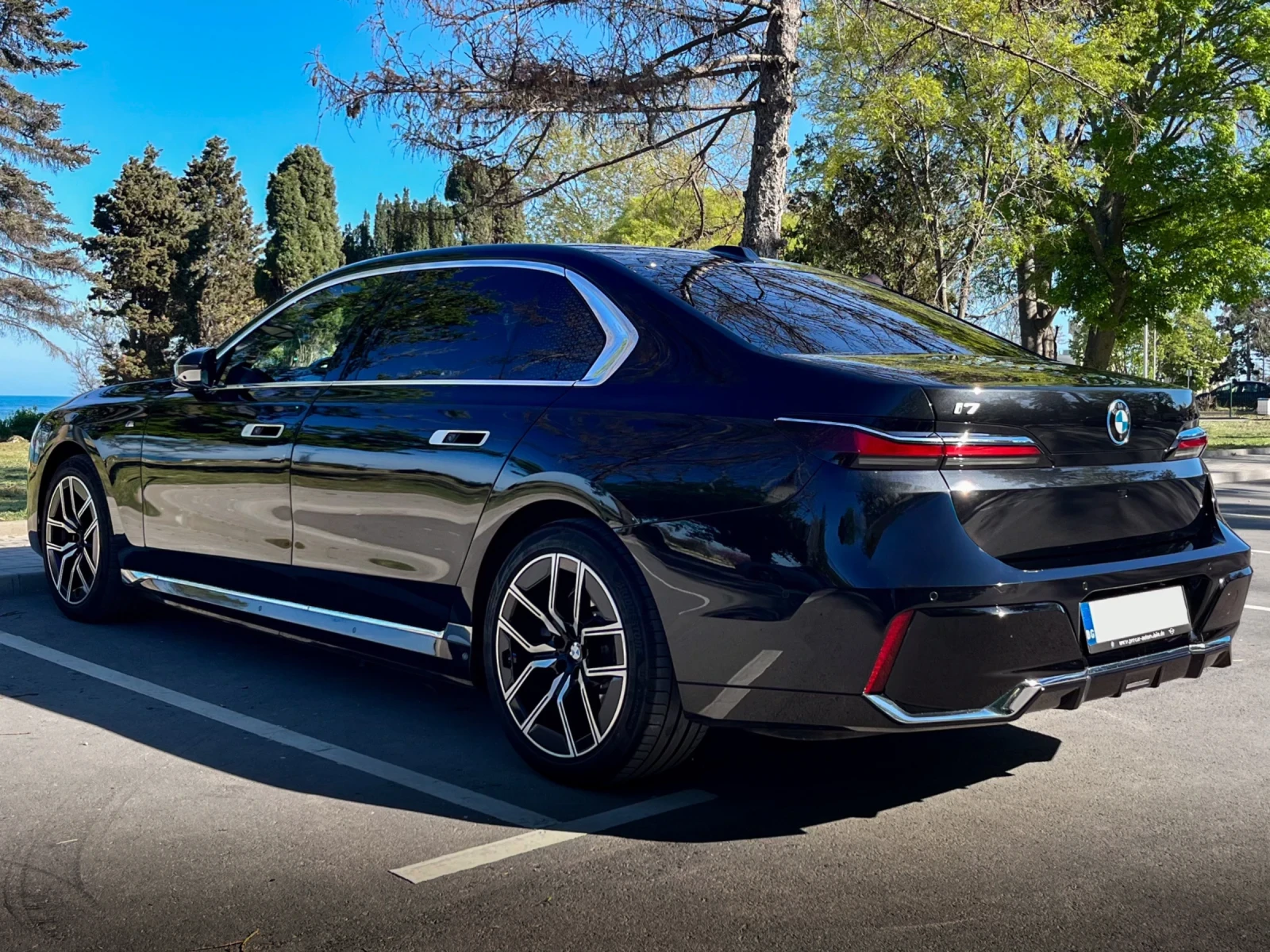 BMW i7 Xdrive 60 | Mobile.bg � ����������� 4