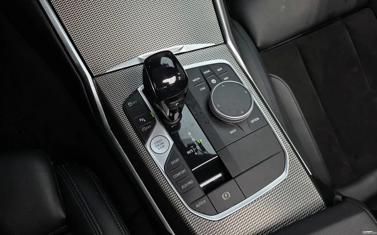 BMW 320 d Msports, снимка 13 - Автомобили и джипове - 55507241
