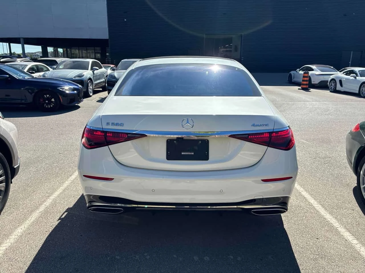Mercedes-Benz S 580 4MATIC | CARFAX | БЕЗ ИНЦИДЕНТИ , снимка 5 - Автомобили и джипове - 56266120