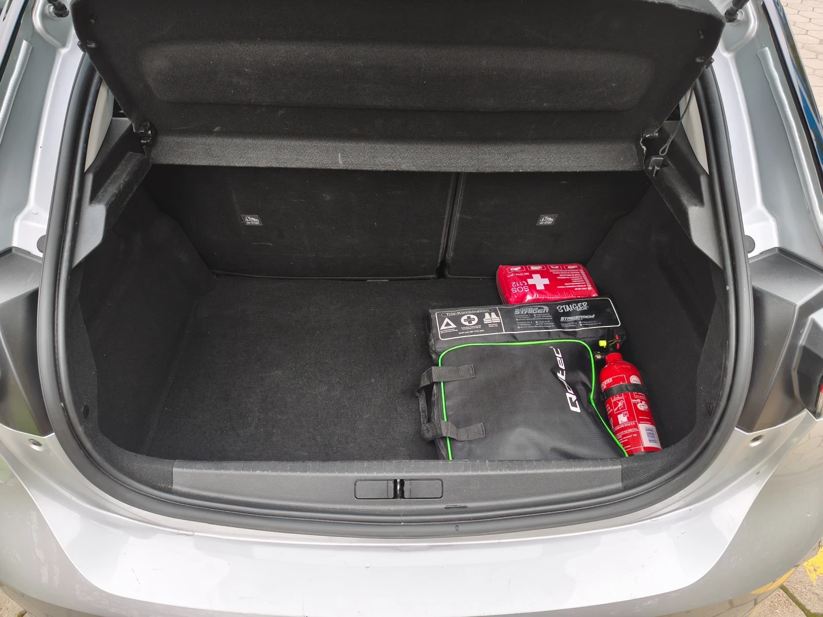 Opel Corsa Electric, снимка 9 - Автомобили и джипове - 56557991