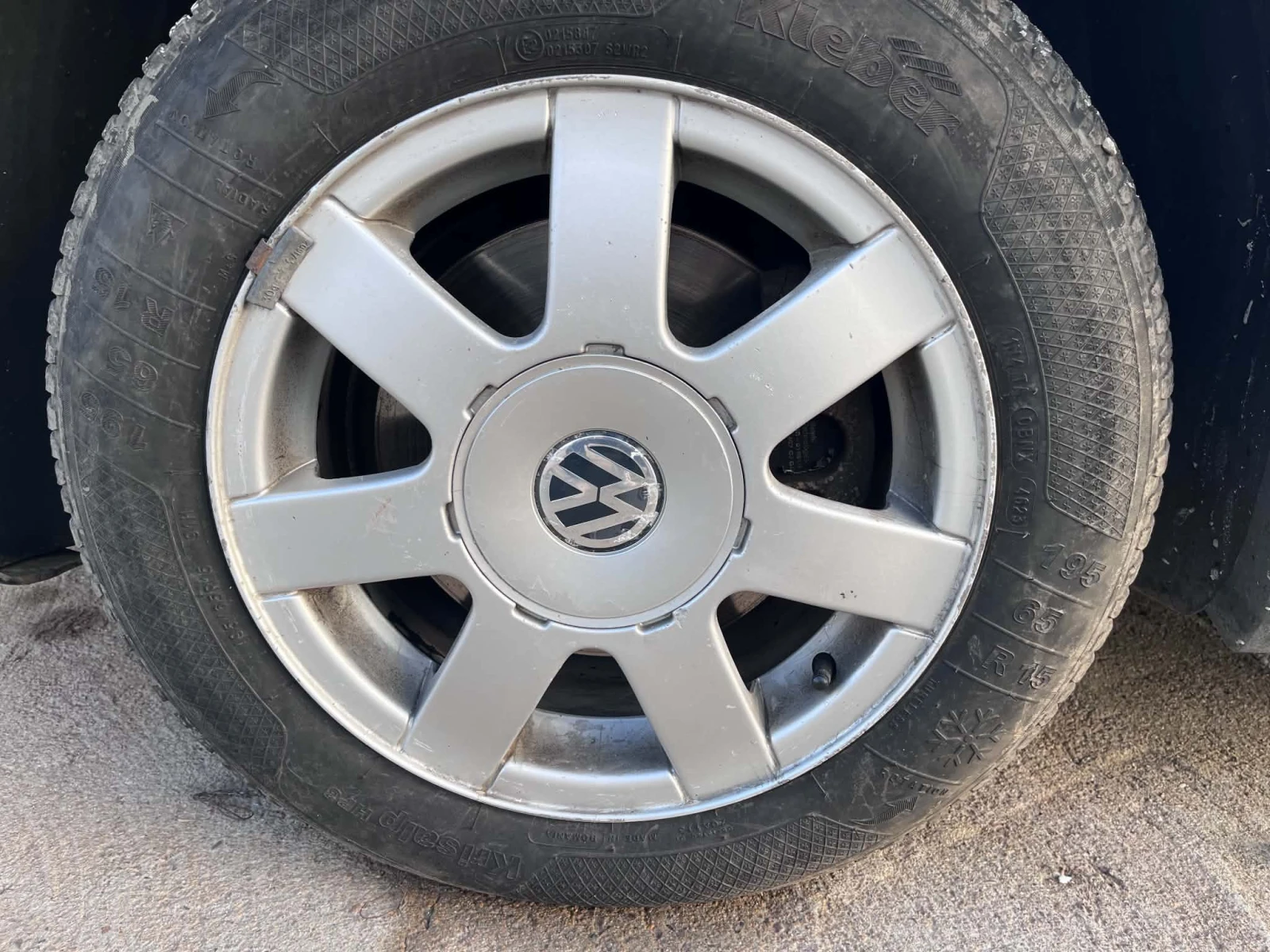 VW Passat 1, 8T + газ, снимка 11 - Автомобили и джипове - 56636849