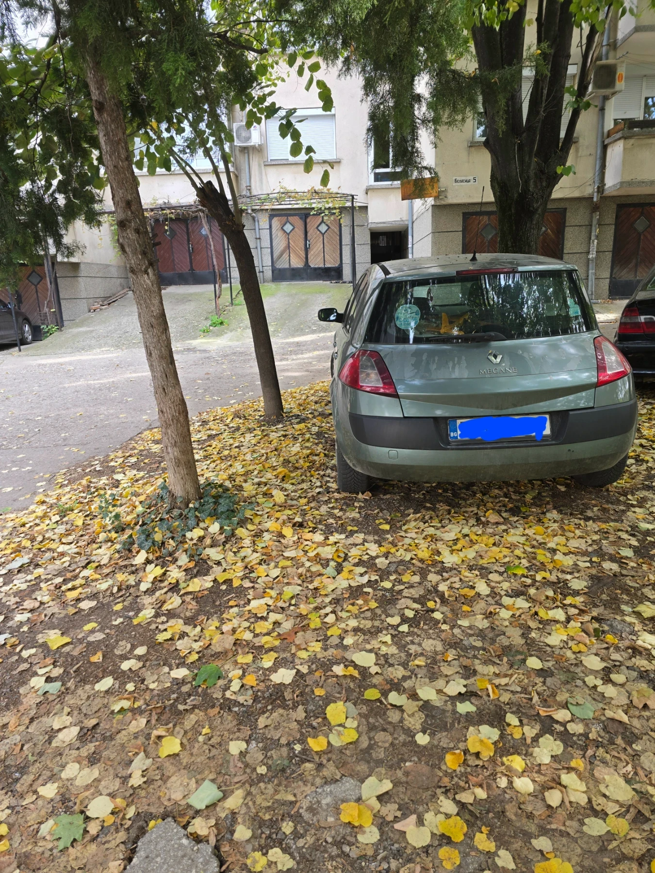 Renault Megane 1.5 dci, снимка 2 - Автомобили и джипове - 56677651