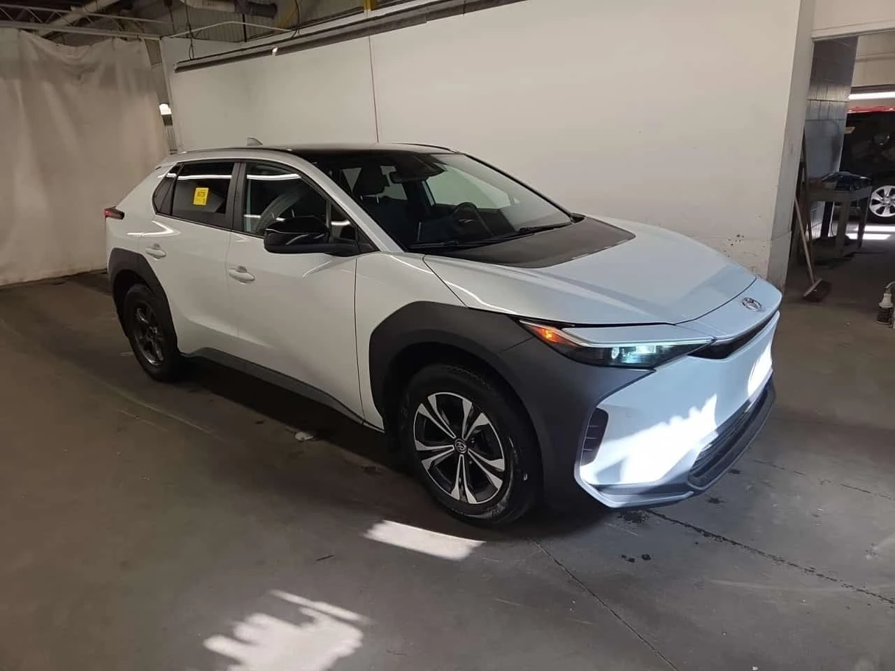 Toyota bZ4X * XLE * ���������� ��� ������������ ������*  | Mobile.bg � ����������� 2