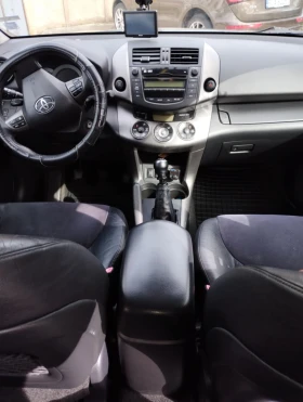 Toyota Rav4 2.2D-4D 4?4 FACELIFT, снимка 11