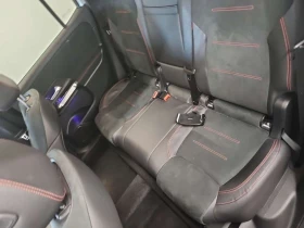 Mercedes-Benz GLB 4MATIC | AMG | KEYLESS | PANO | CARFAX, снимка 11