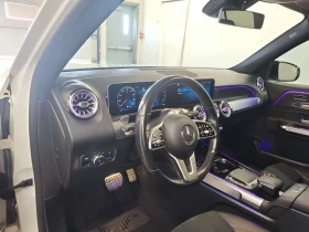 Mercedes-Benz GLB 4MATIC | AMG | KEYLESS | PANO | CARFAX, снимка 10