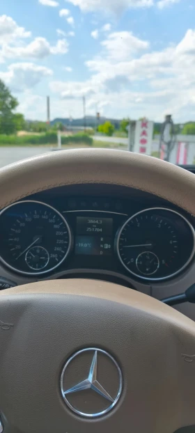Обява за продажба на Mercedes-Benz ML 320 Джип  ~21 700 лв. - изображение 8